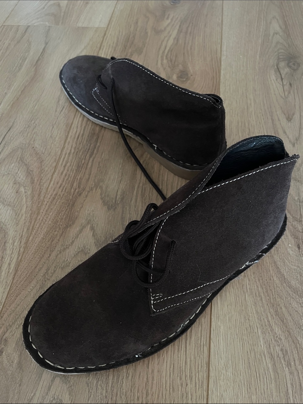 SoftMoc Dark Brown Suede Chukka Boots